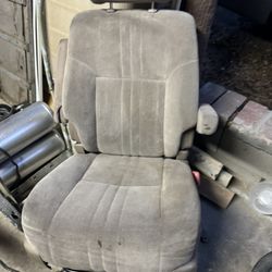 Seats Rear Toyota Siena2003