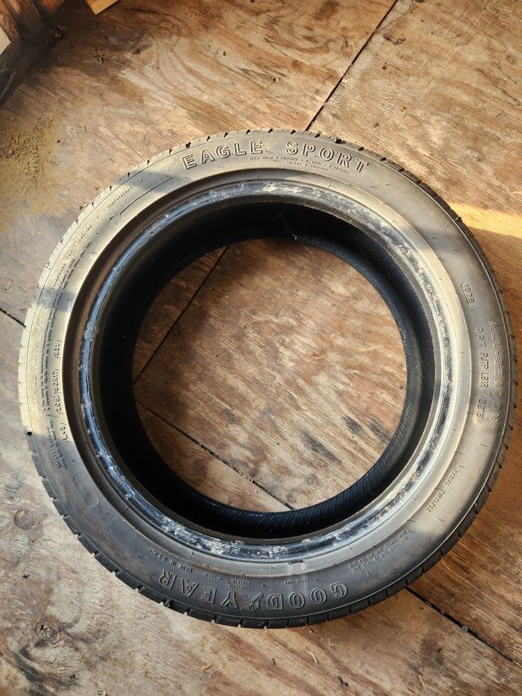 Goodyear Eagle Sport 205 50 17