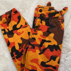 Camo Pants Size Medium