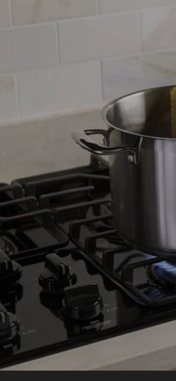 300 obo. GE stove top.  JGP3036DL1BB