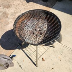 Charcoal Grill 22"
