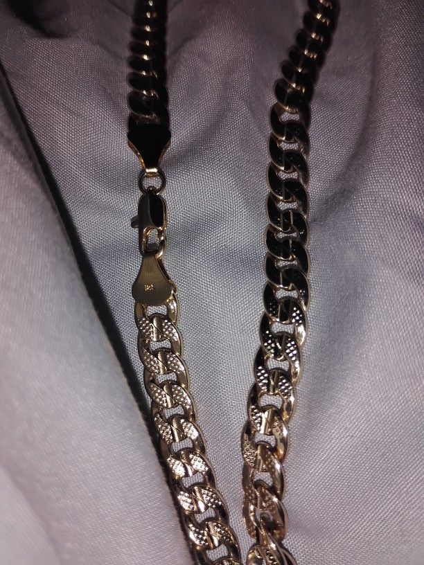 18k Gold Chain