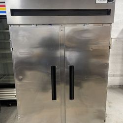 Delfield Commercial Restaurant Reach In Refrigerator