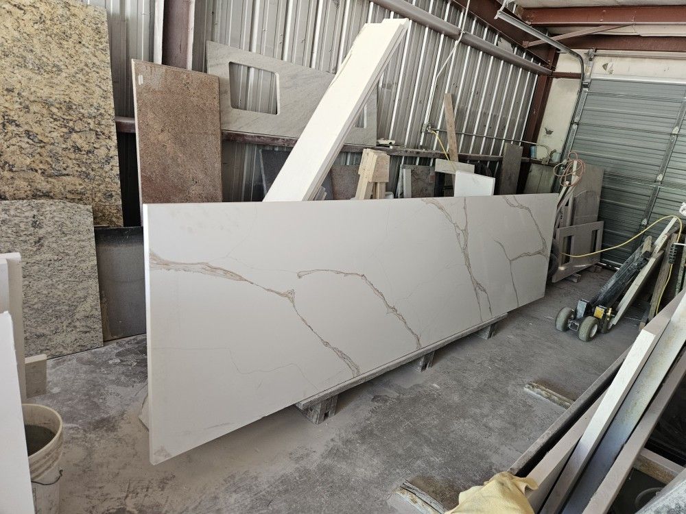 Quartz 1/ 2 Slabs