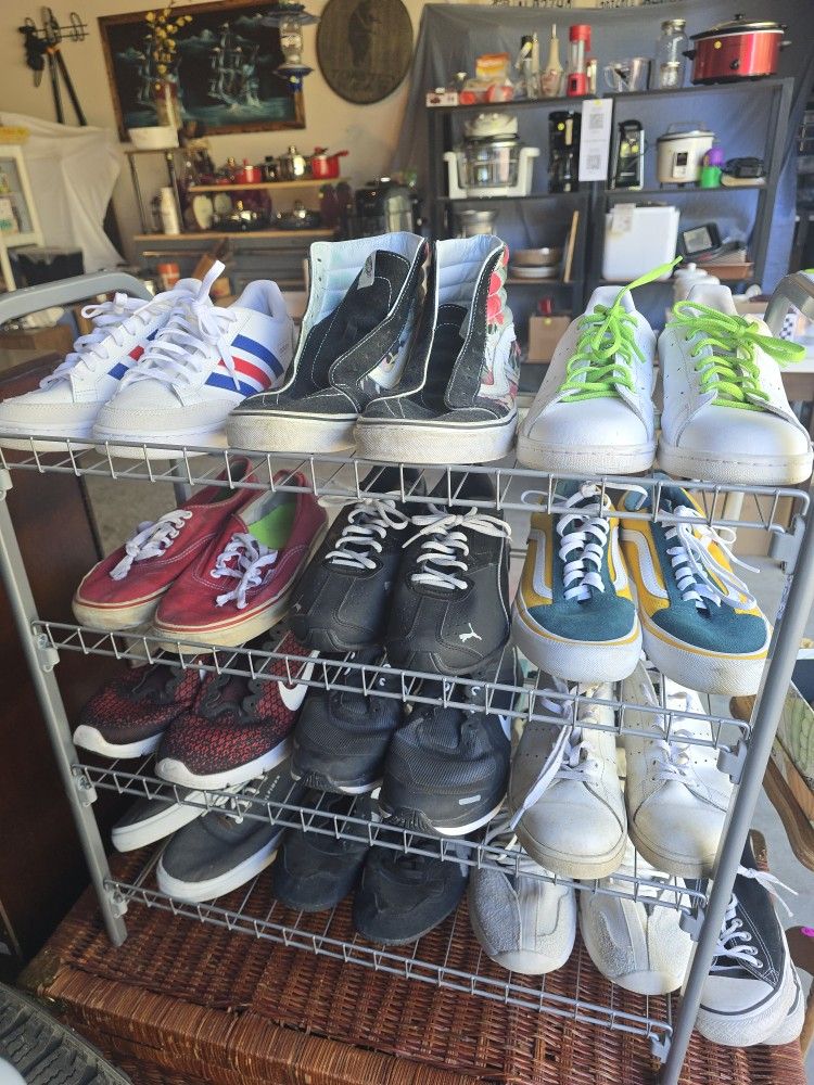Athletic Shoes Men's Sizes 7-10 Vans Converse Adidas Hilfiger Nike