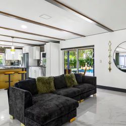 Modern Black L Shaped Sofa Like New Condition