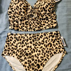 Womens Old Navy Leopard Bikini Set-Large