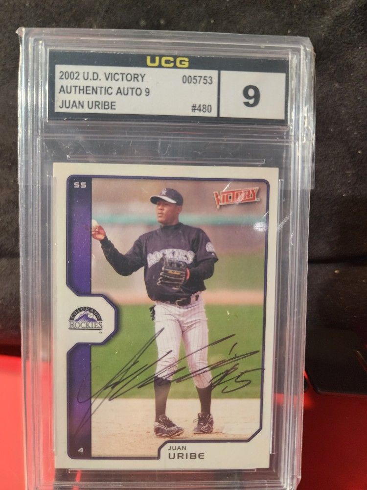 2002 Upper Deck JUAN URIBE Signed Authentic AUTO ROCKIES WHITE SOX UCG MINT 9