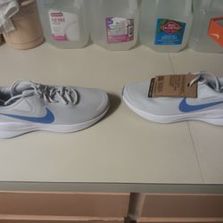 Womens NIKE Revolution 7 BRAND NEW