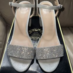 Silver Rhinestone Strappy New Years Eve Prom Party Wedding Heels 7.5 M Chunky Heel