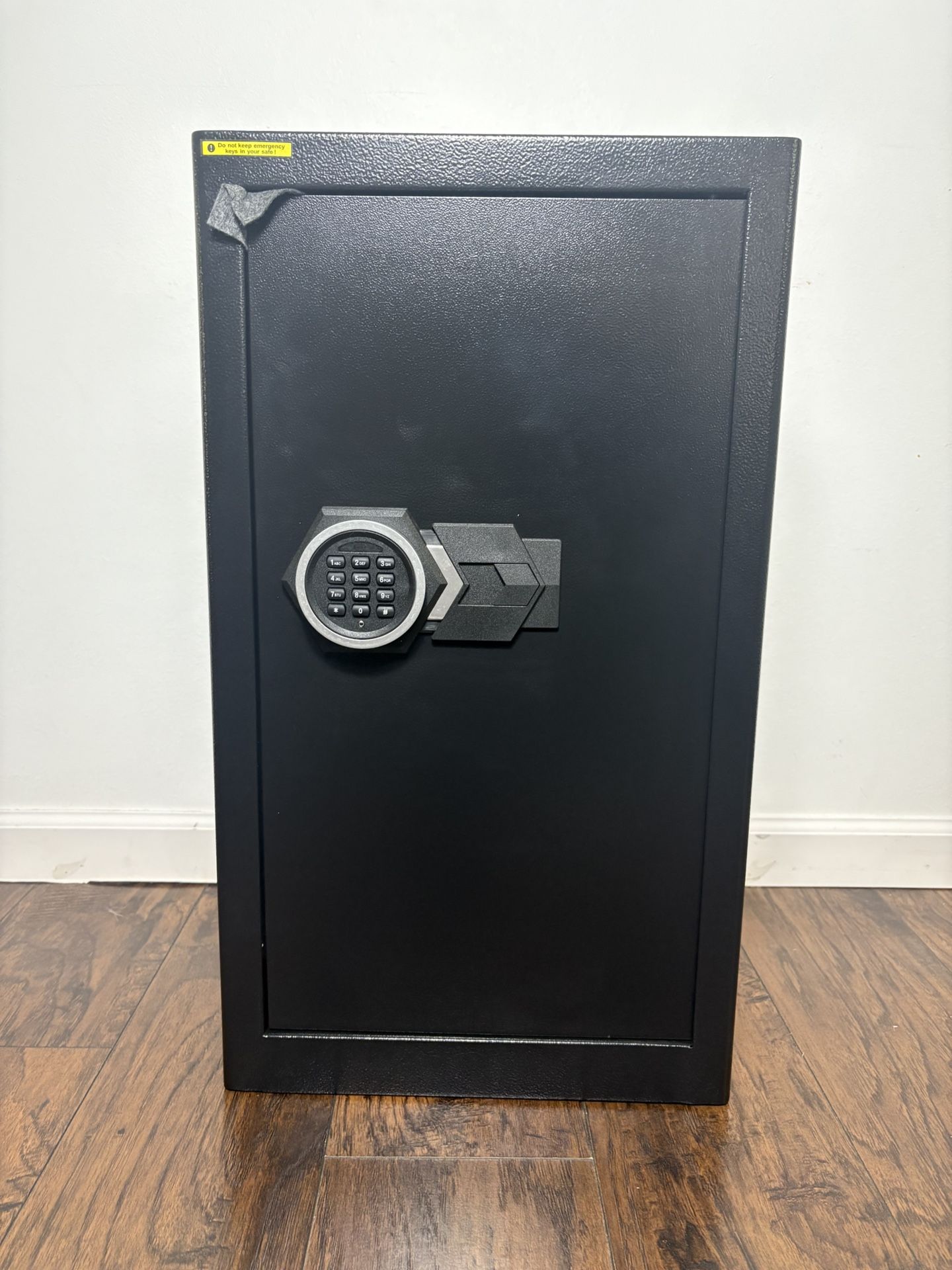New 6.1 Cu Ft Large Safe Fireproof Waterproof