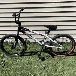 Razor bmx bike ($$ NEGOTIABLE)