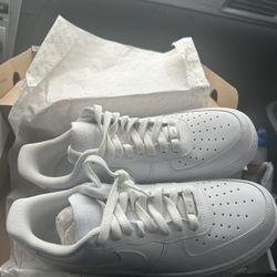 Air Force 1 Size 9 Boys/Men