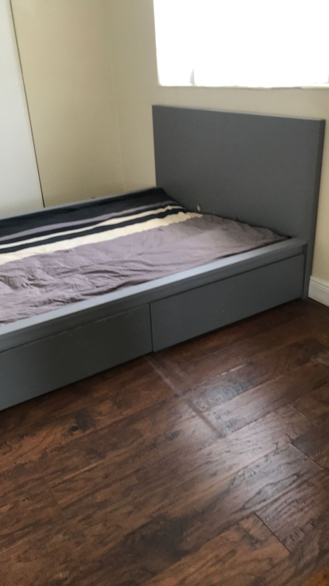 Queen Bed Frame With Drawers