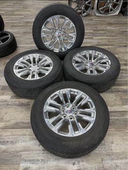 20” GMC YUKON OEM WHEELS AND TIRES USED IN GOOD CONDITION