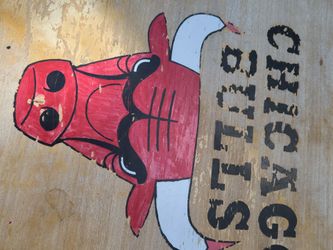 CHICAGO BULLS WOODEN KIDS TABLE