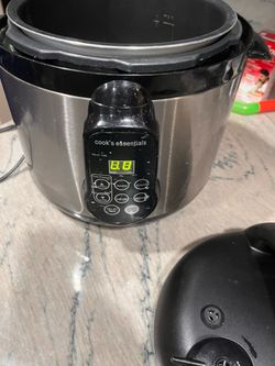 Cooks Essential pressure cooker