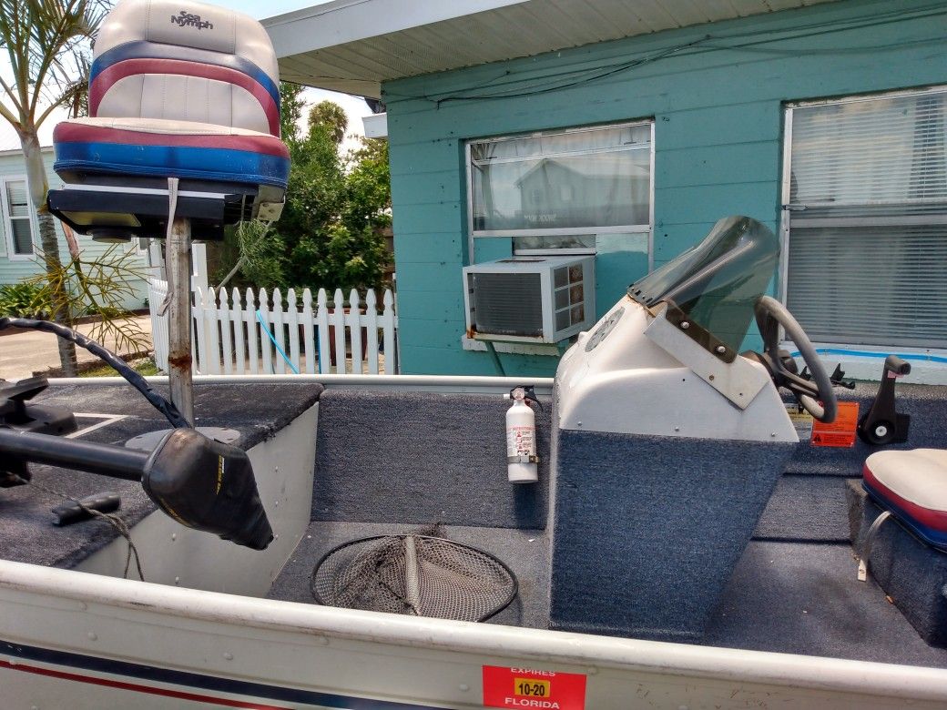 1996 16 ft. Sea nymph Bass boat with 28hp evinrude SPL edition with