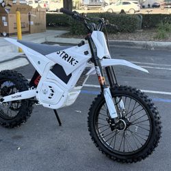 Shadow Strike 7000W/72V Electric Dirt Bike