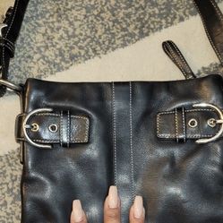 Great Deal 👍 $25.00 COACH Bag  like new 👌 
