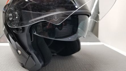 3/4 Harley Davidson Motorcycle Helmet With Retractable Sun Shield Size XS for Sale in Streamwood, IL - OfferUp 3/4 Harley Davidson Motorcycle Helmet With Retractable Sun Shield Size XS for Sale in Streamwood, IL - OfferUp