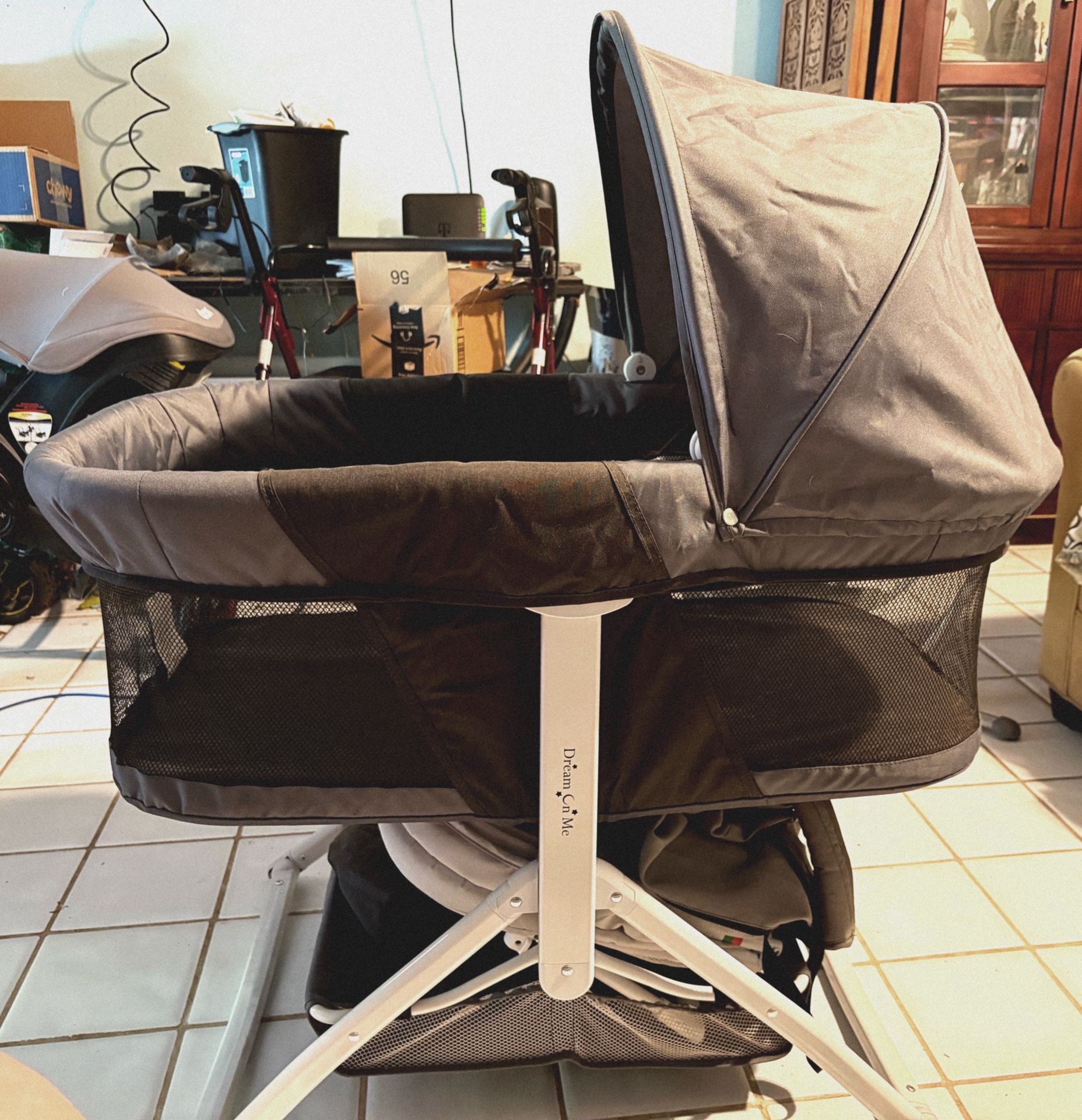 Dream On Me Portable Bassinet