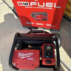 Milwaukee M18 FUEL 18-Volt Lithium-Ion Brushless Cordless 2 Gal. Electric Compact Quiet Compressor (Tool-Only)