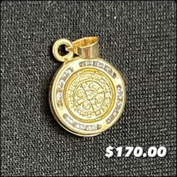 18K Gold Pendants
