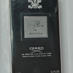 Aventus by Creed Eau De Parfum Spray 3.3 oz (Men)