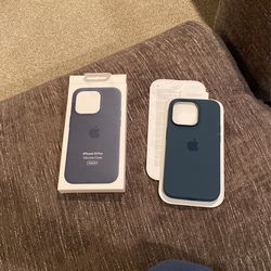 iPhone 14 Pro MagSafe Silicone Case 