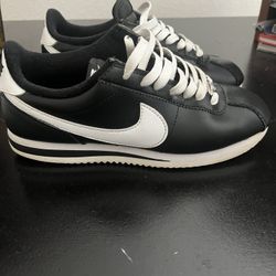 Nike Cortez