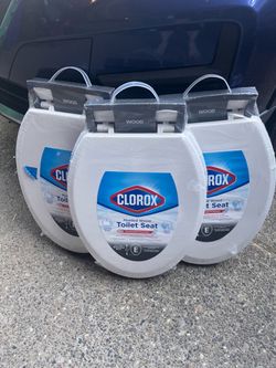 (3) Clorox Elongated Wood Toilet Seats