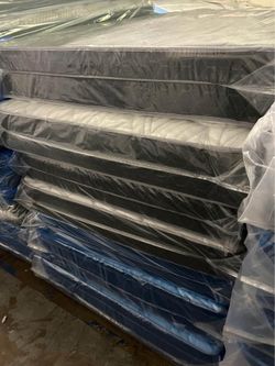 NEW Mattress Queen King Full Twin Size Cali-king Memory Faom Pillowtop With Box Spring // Offer 🚚