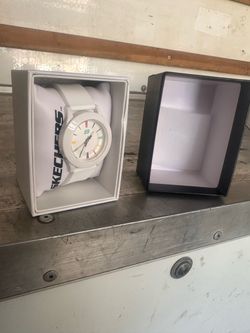 Skechers White Analog Watch with Box
