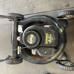 Old Lawn Mower  Everything has been replaced new runs on first pole shoot me an offer