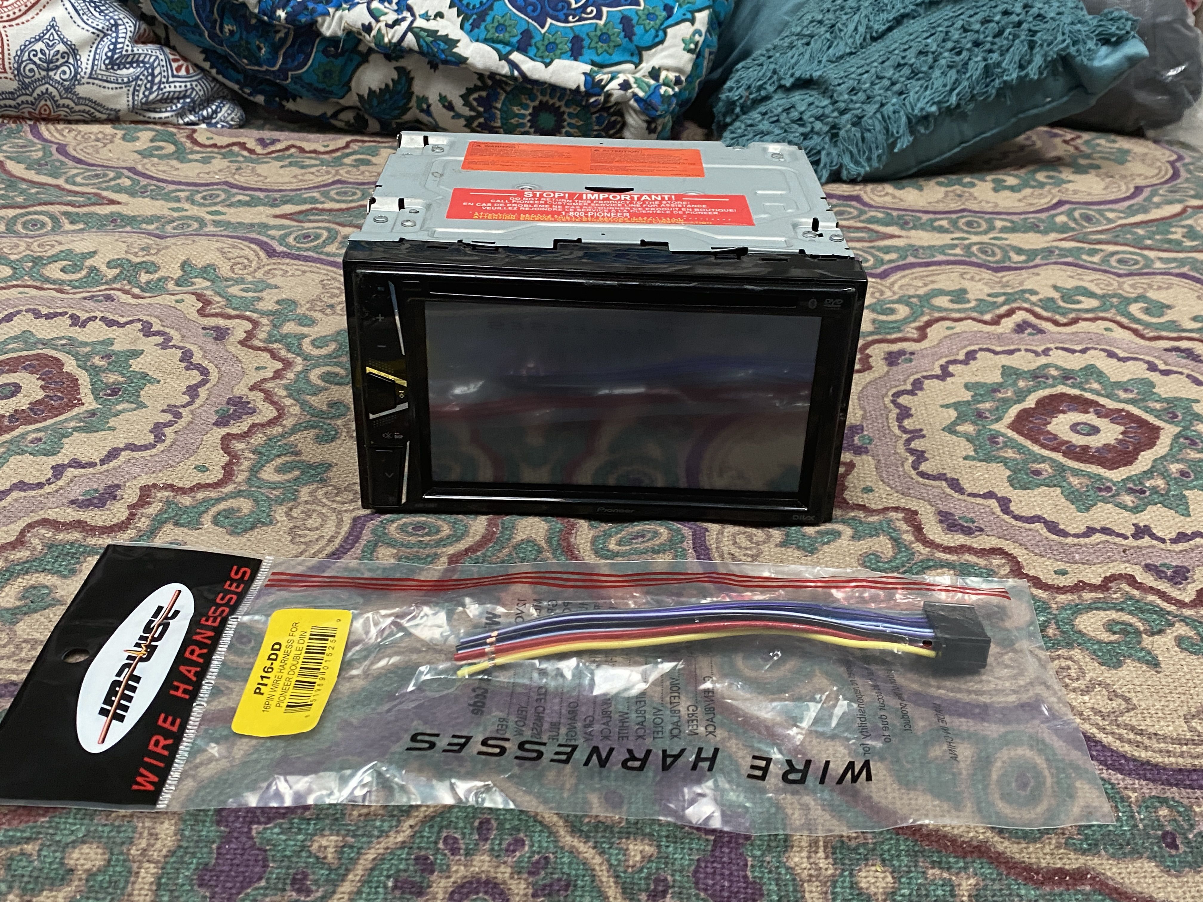 Pioneer AVH-110BT Double Din Touch Screen Car Radio Head Unit