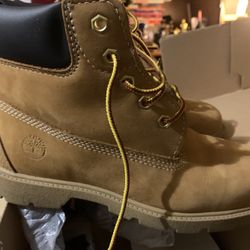 Tan Yellow Timberland Boots