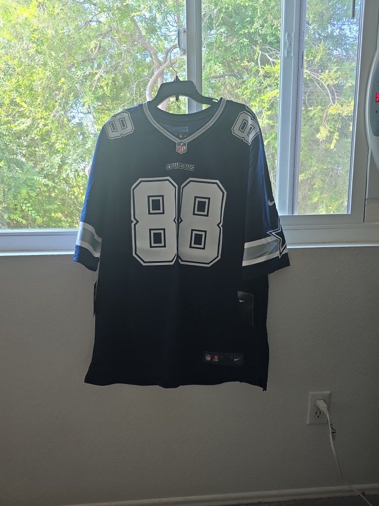 DEZ BRYANT NFL official Jersey