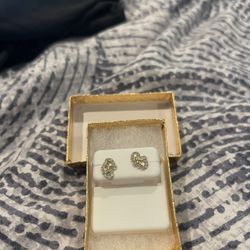 Gold nugget earrings with diamonds