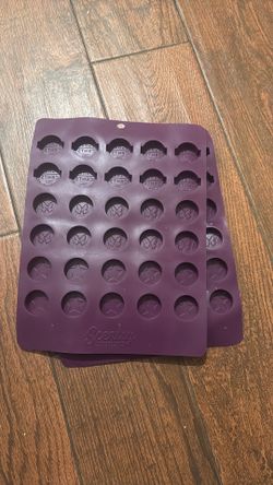 2 -Scentsy wax molds tray