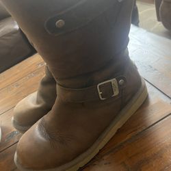 Ugg Boots Bomber Boots Leather. New Womens 9