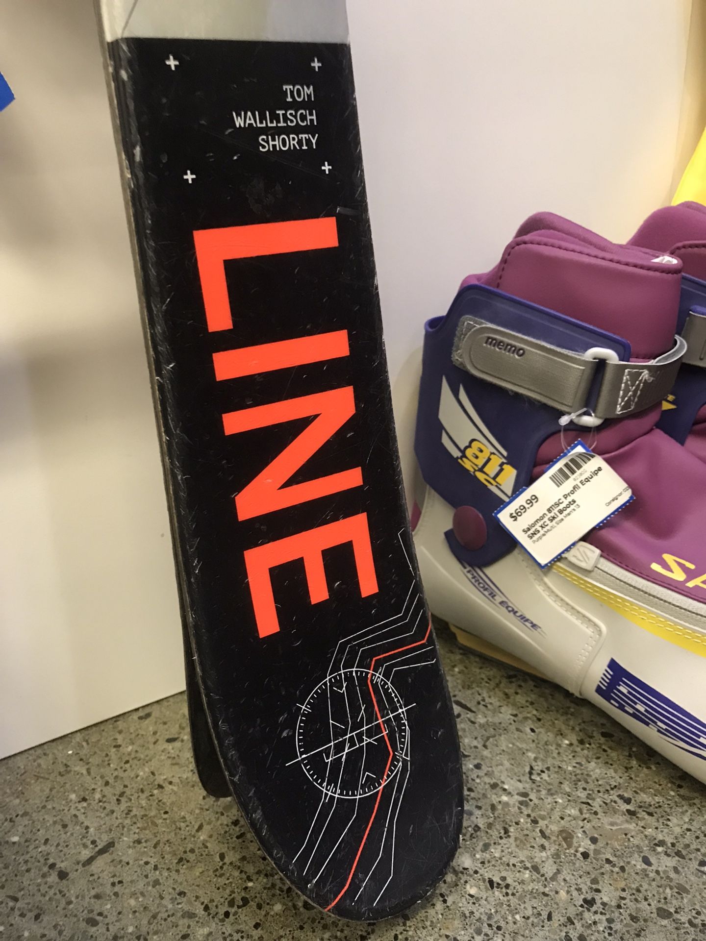 LINE Tom Wallisch Shorty 129 Skis + 7.0 Bindings for Sale in Seattle ...