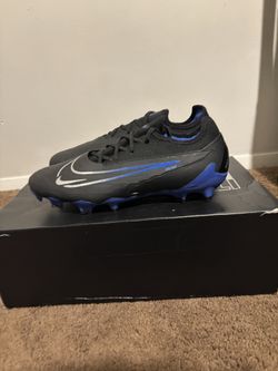 NIKE PHANTOMS PROS (NEGOTIABLE) SIZE 7.5