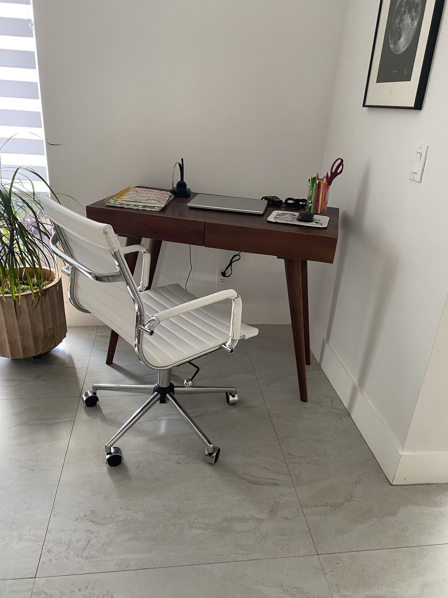 Solid Wood Mid Century Desk and Office Chair