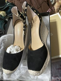 Thalia shoes