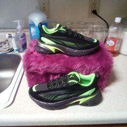 Puma Carbon Particle 🔥Size 5.5 Brand New