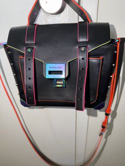 Micheal kors purse
