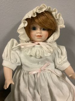Vintage 8"Lil Lolli Goebal -Baby Doll in a White Christening Dress by Charlotte Byj"