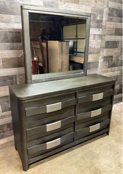 Exceptional SIX Drawer Modern Dresser with Mirror