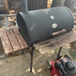 Grill & Smoker